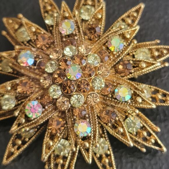 Starburst Brooch Pin Gold Tone Brown and White Rhinestones - Picture 5 of 9